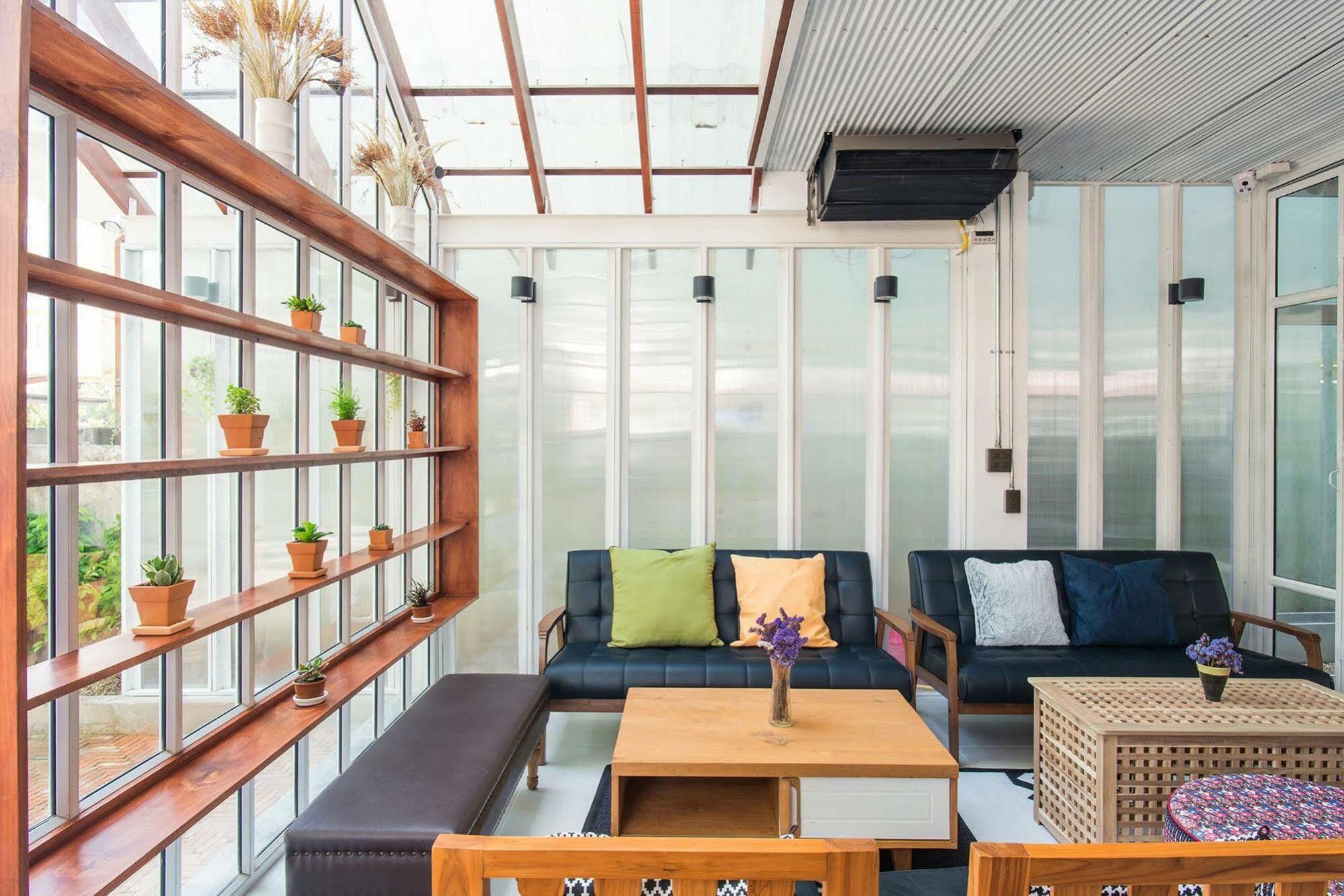 Haus Hostel Chiang Mai Zewnętrze zdjęcie