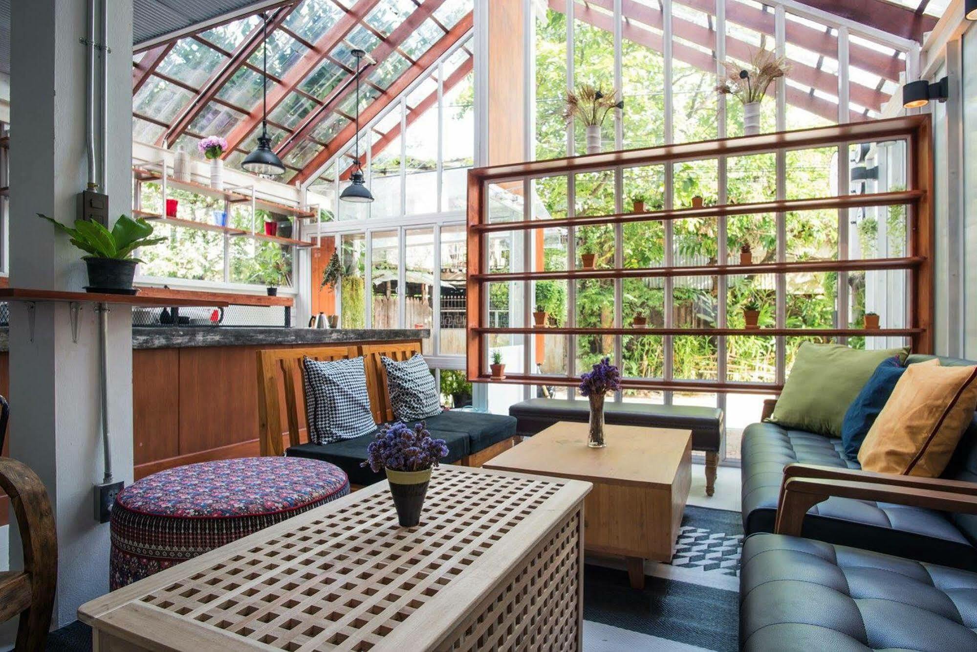 Haus Hostel Chiang Mai Zewnętrze zdjęcie