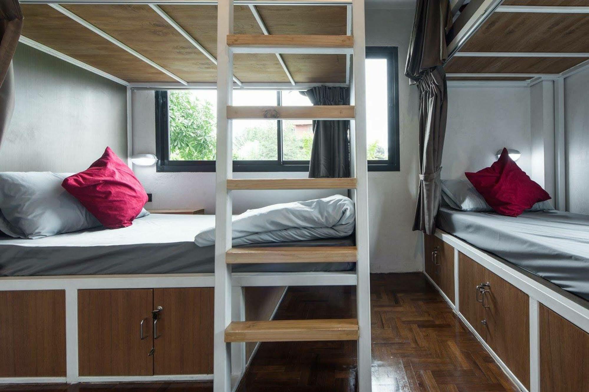 Haus Hostel Chiang Mai Zewnętrze zdjęcie