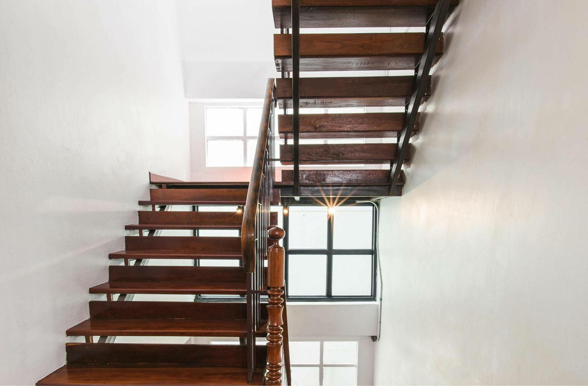 Haus Hostel Chiang Mai Zewnętrze zdjęcie